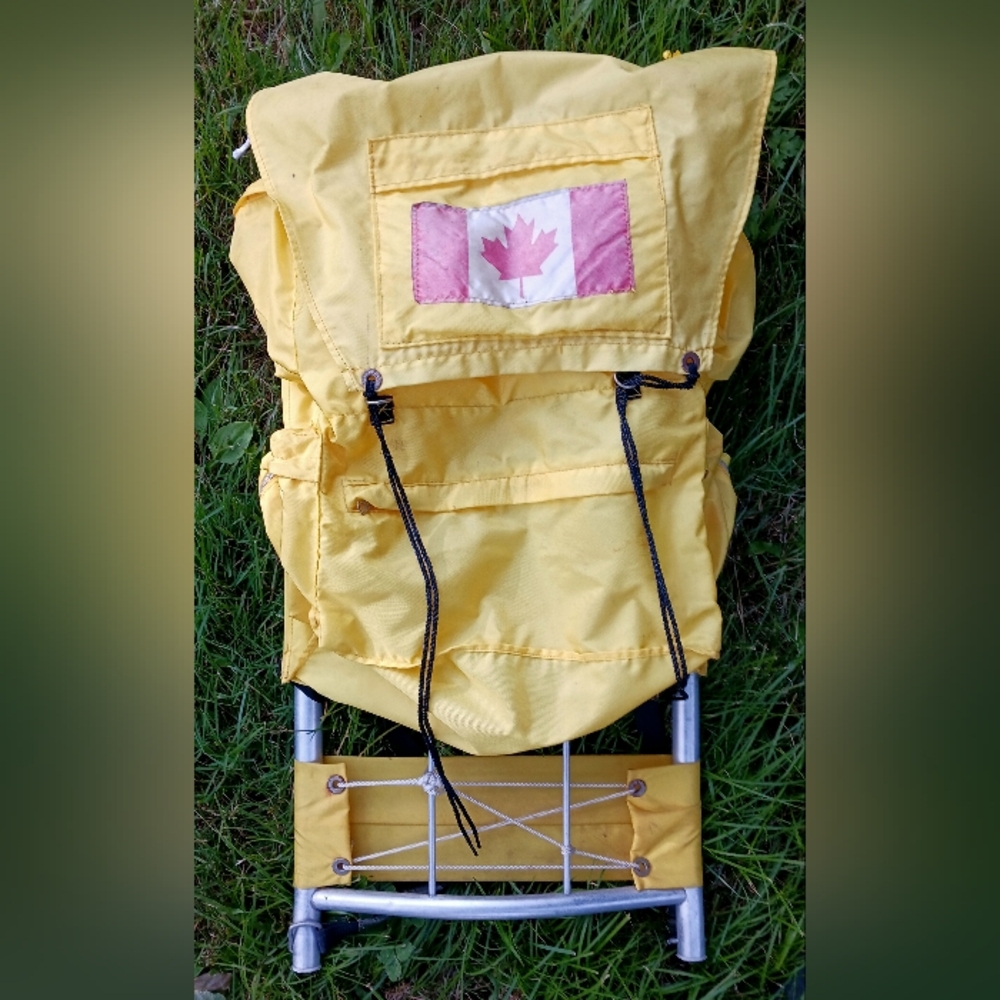 Vintage Backpack MONT BLANC World Famous External Aluminum Frame Lightweight